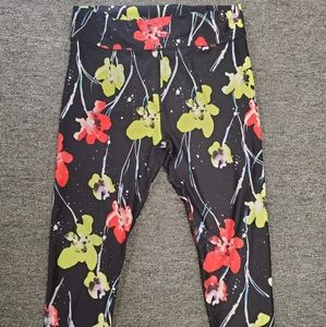 Fabletics Demi Lovato plus size 2X Leggings, floral print